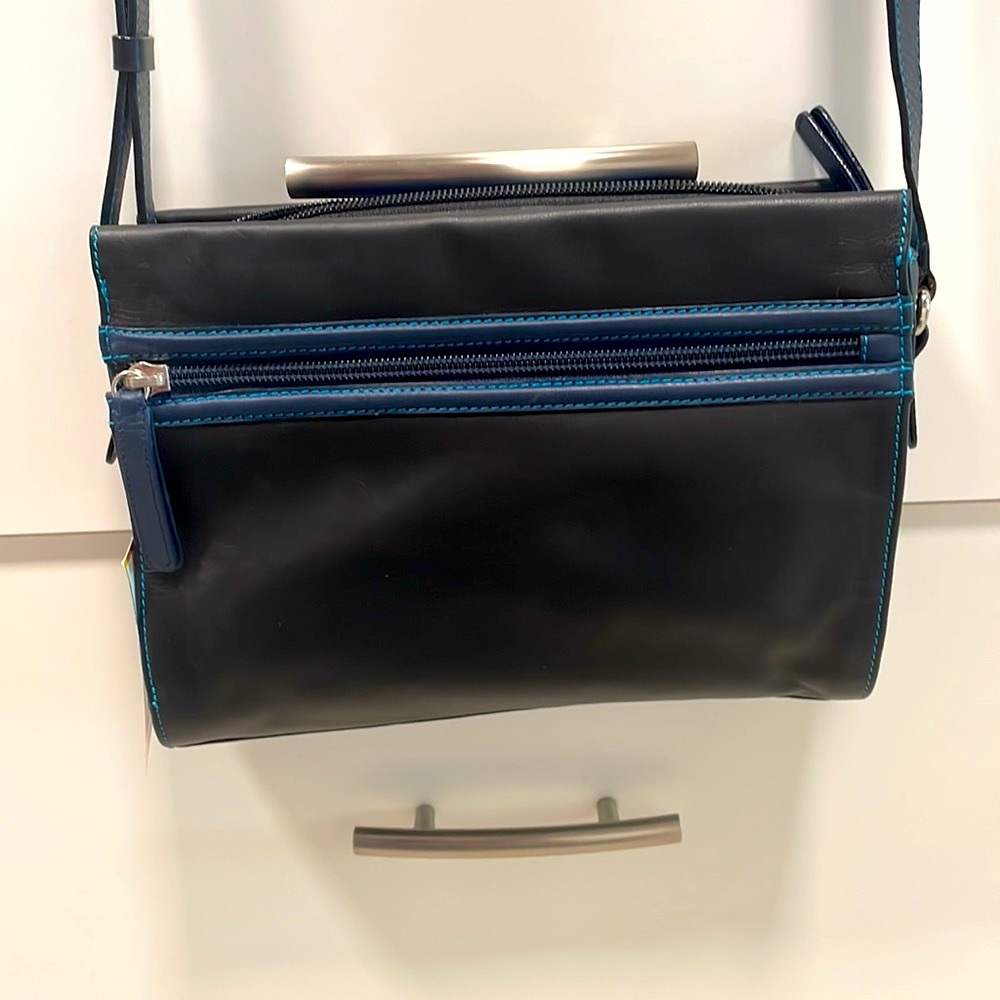 Mywalit Across Body Top Zip black with blue interior